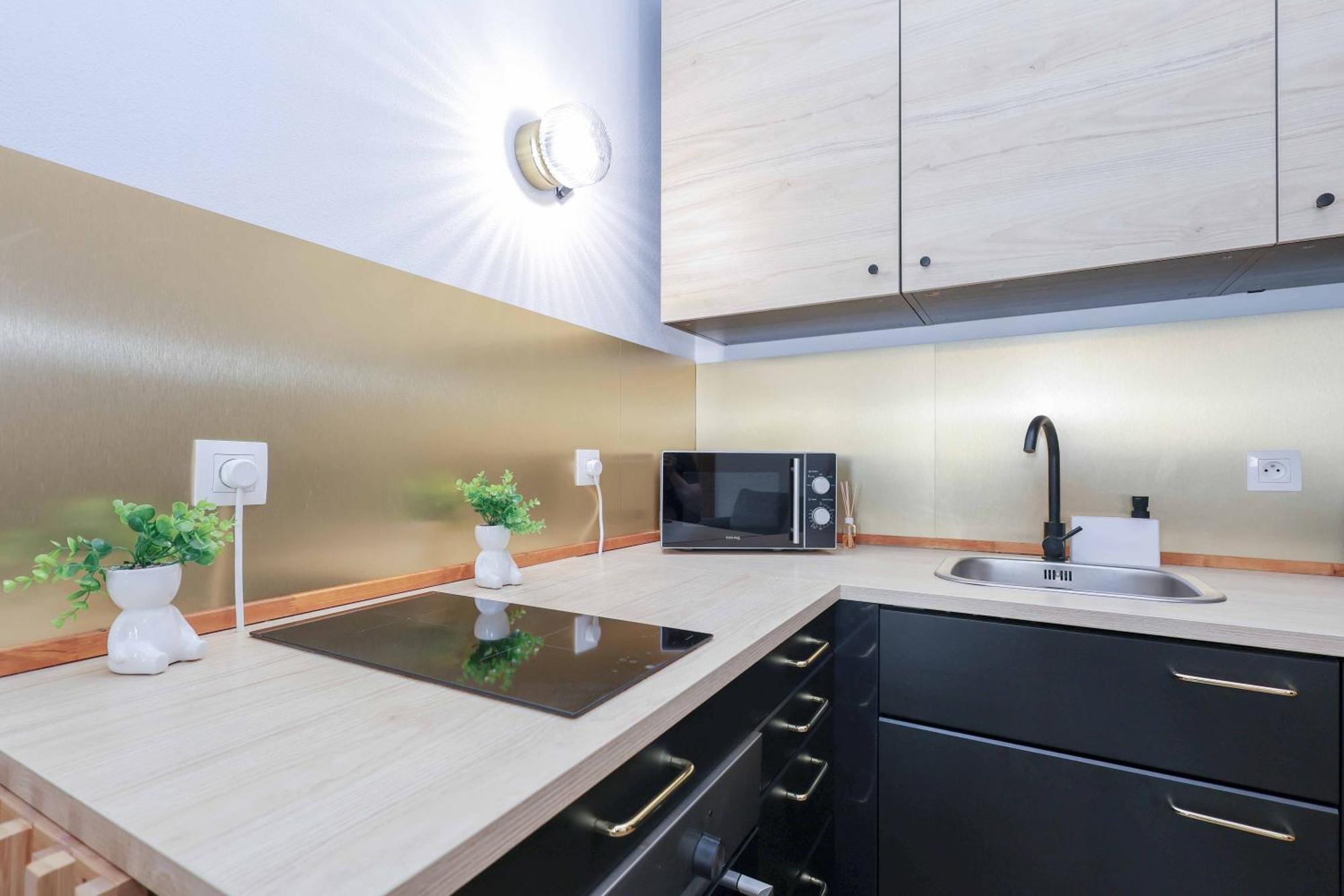 Adamick Place In City Centre With Free Parking Apartman