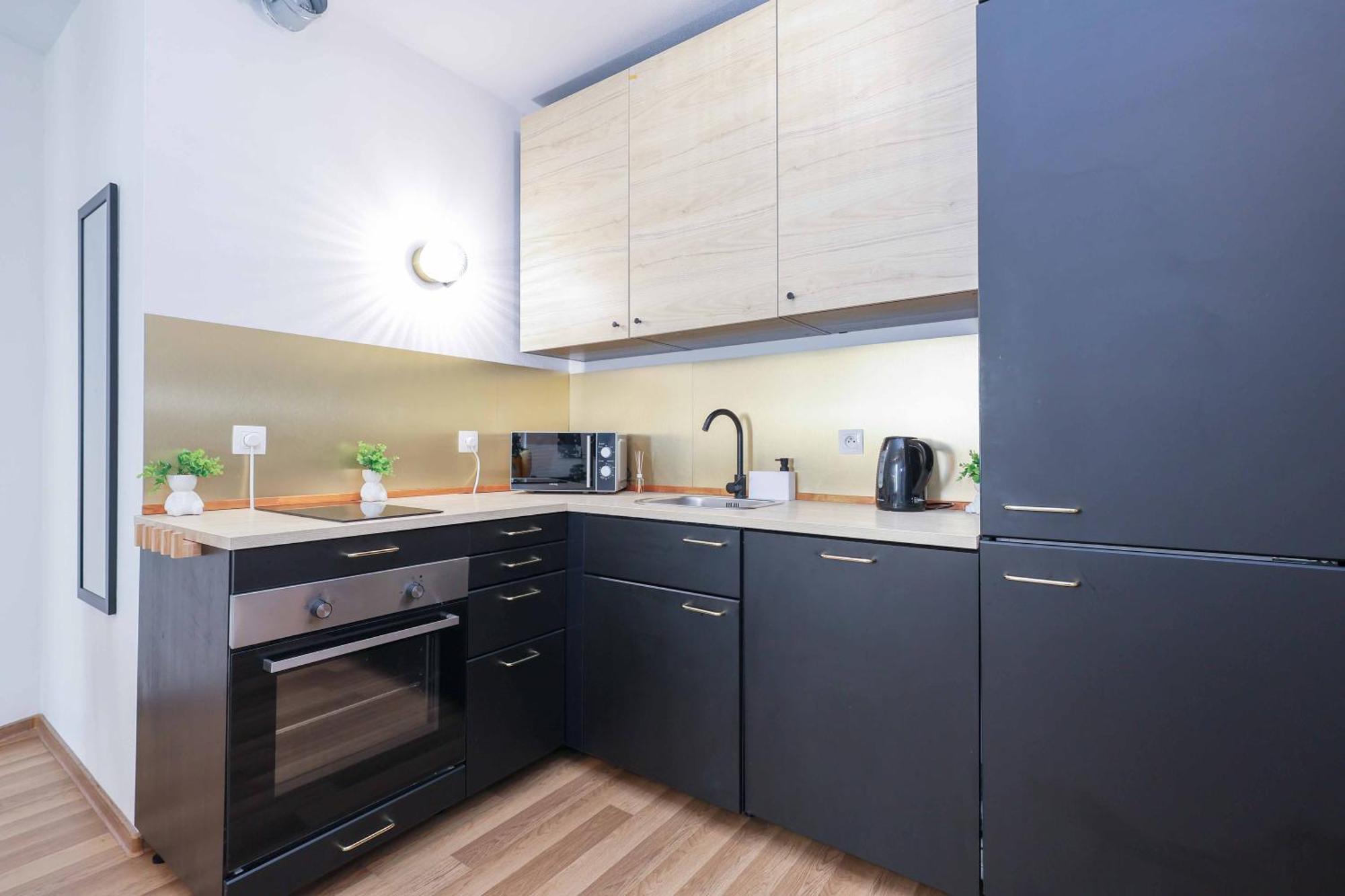 Adamick Place In City Centre With Free Parking Apartman *